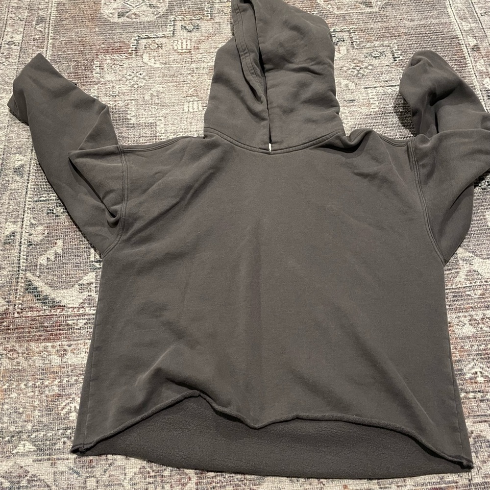 Abercrombie Gray crop hooded sweatshirt